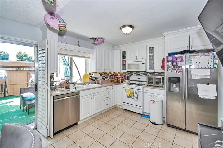 17 Elderglen 15, Irvine, California 92604