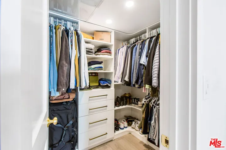 8535 W West Knoll Drive Unit 217, West Hollywood, California 90069