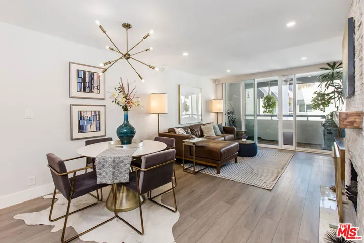 8535 W West Knoll Drive Unit 217, West Hollywood, California 90069
