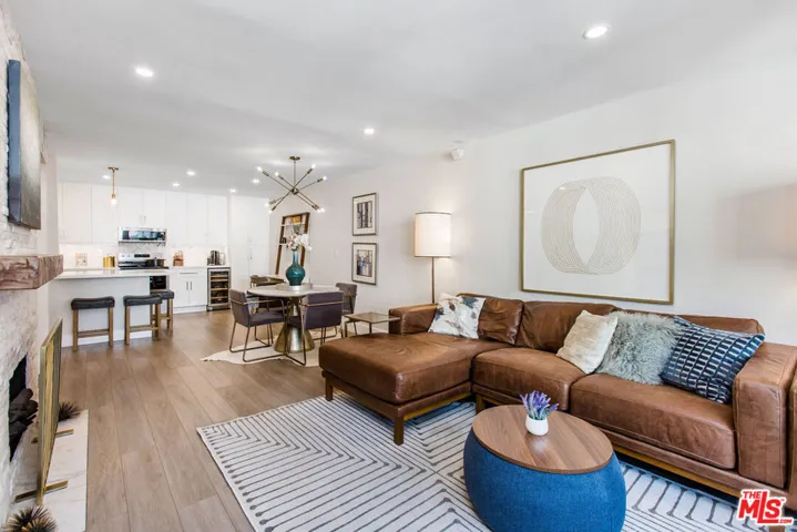 8535 W West Knoll Drive Unit 217, West Hollywood, California 90069
