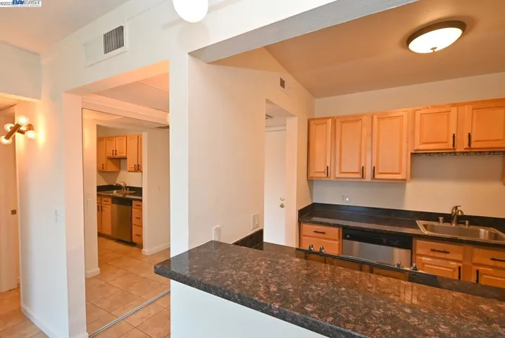 410 N Civic Dr Unit 502, Walnut Creek, California 94596