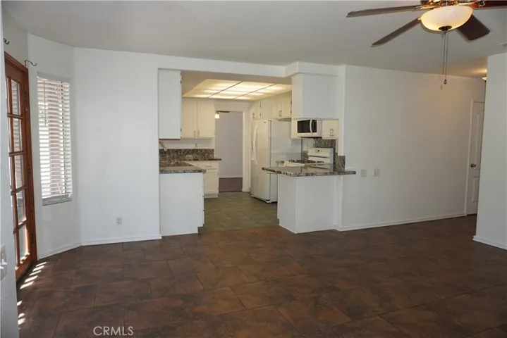 19385 Oakview Lane, Lake Elsinore, California 92530