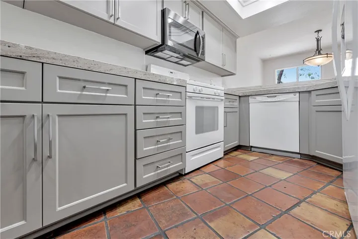 603 San Nicholas Court Unit 603, Laguna Beach, California 92651