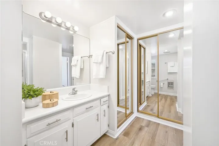 Plenty of additional storage with two mirrored closets.