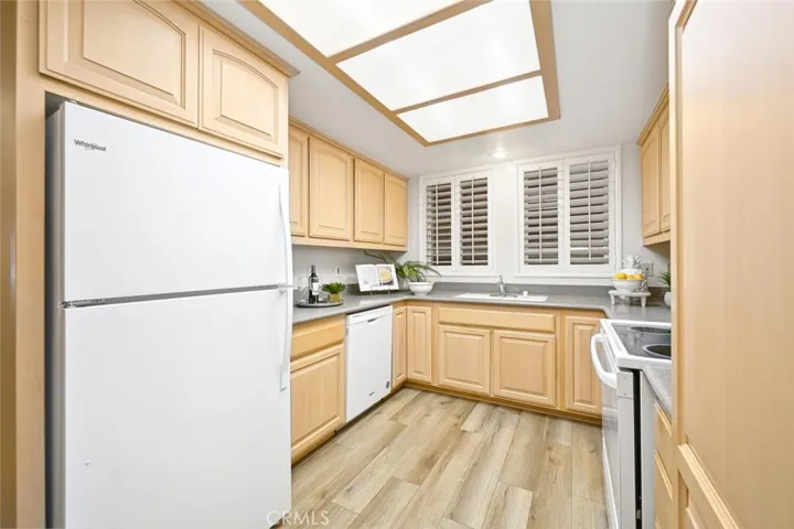 Spacious kitchen
