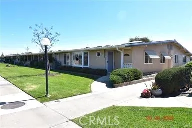 13600 Cedar Crest Ln. M5-111g, Seal Beach, California 90740