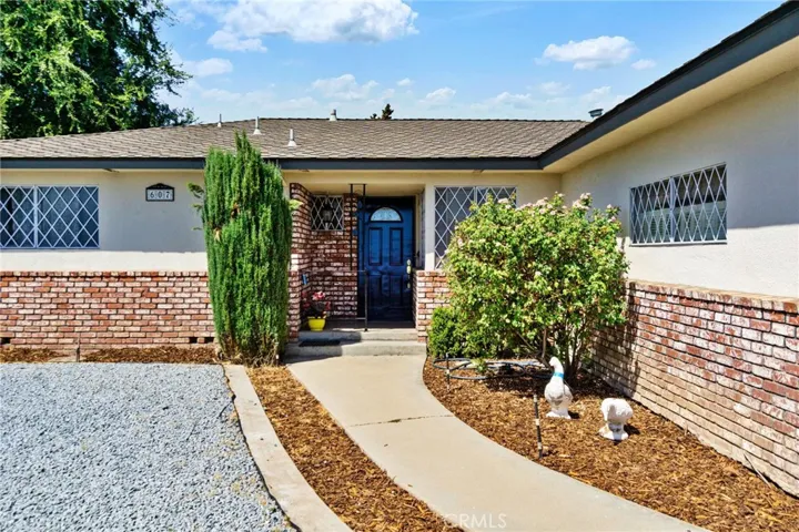 607 W San Jose Avenue, Clovis, California 93612