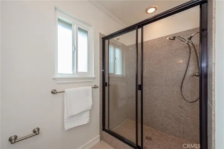 3736 Startouch Drive, Pasadena, California 91107