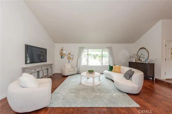 3736 Startouch Drive, Pasadena, California 91107