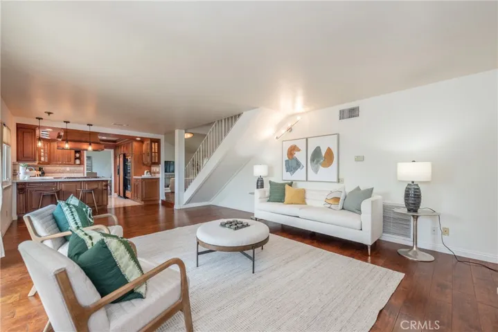 3736 Startouch Drive, Pasadena, California 91107