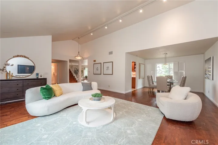 3736 Startouch Drive, Pasadena, California 91107