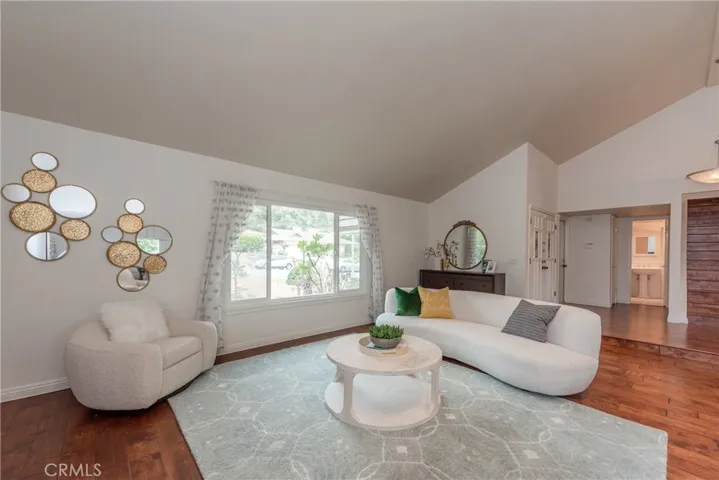 3736 Startouch Drive, Pasadena, California 91107