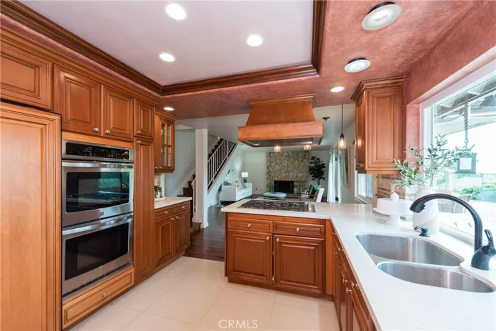 3736 Startouch Drive, Pasadena, California 91107