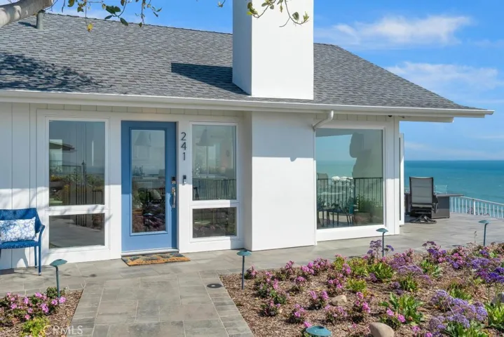 241 Camino San Clemente, San Clemente, California 92672