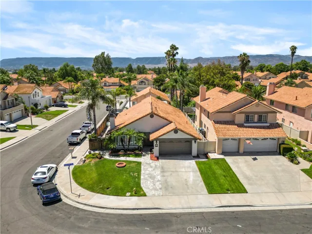 40051 Zamura Court, Murrieta, California 92562