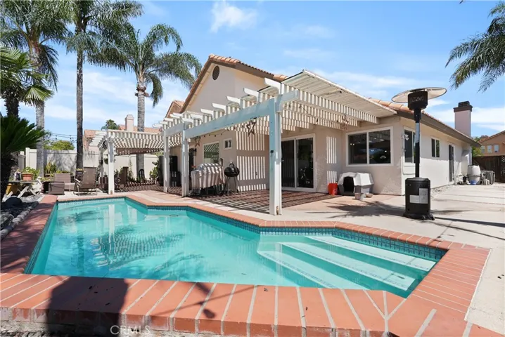 40051 Zamura Court, Murrieta, California 92562