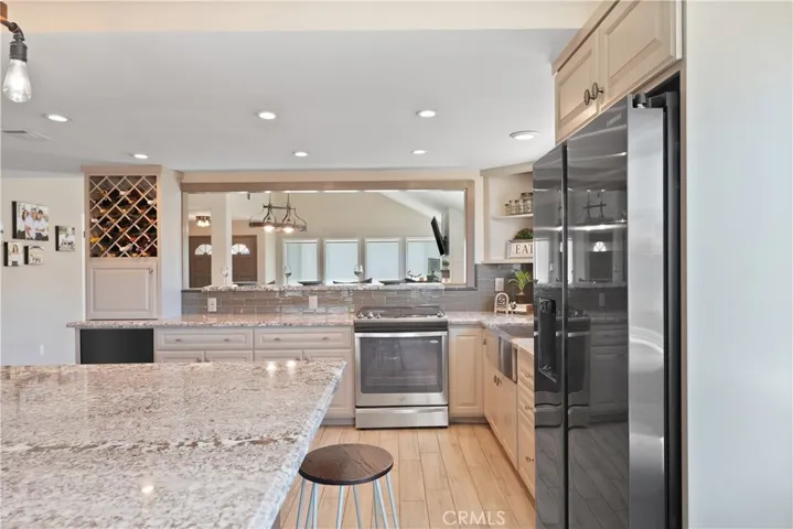 40051 Zamura Court, Murrieta, California 92562