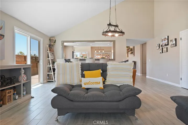 40051 Zamura Court, Murrieta, California 92562