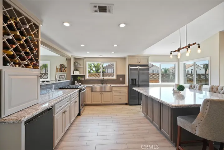 40051 Zamura Court, Murrieta, California 92562