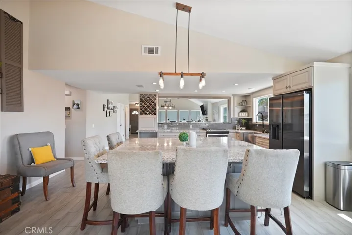 40051 Zamura Court, Murrieta, California 92562