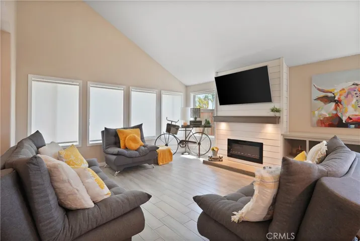 40051 Zamura Court, Murrieta, California 92562