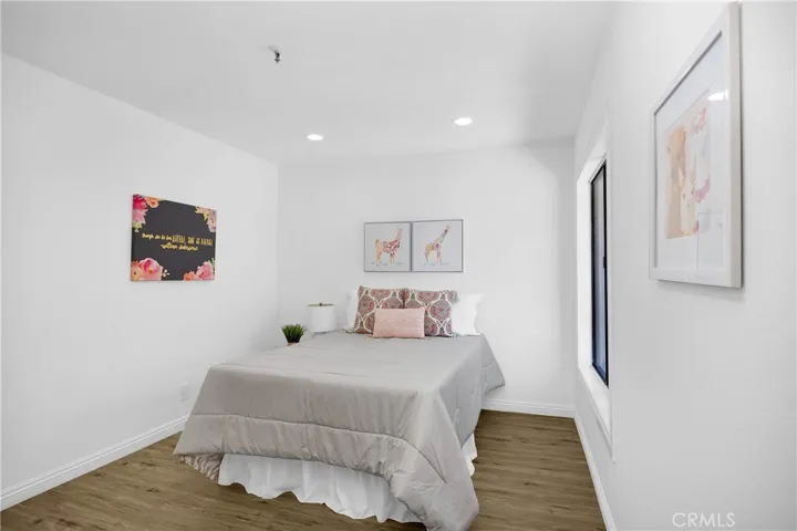 64 Sea Island Drive, Newport Beach, California 92660