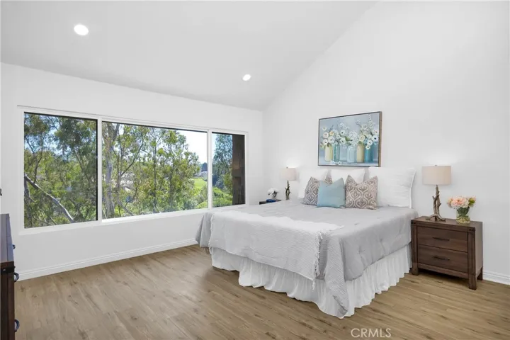 64 Sea Island Drive, Newport Beach, California 92660