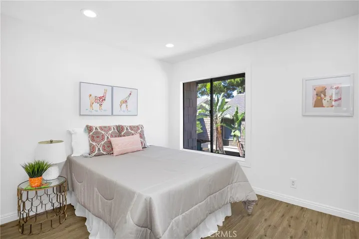 64 Sea Island Drive, Newport Beach, California 92660