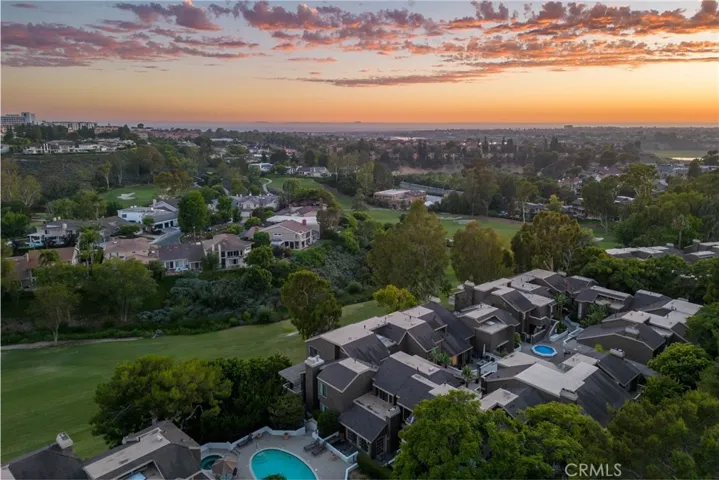 64 Sea Island Drive, Newport Beach, California 92660