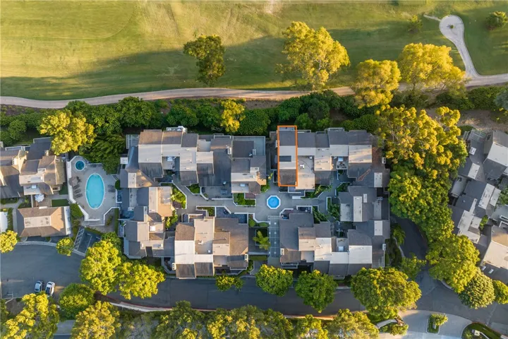 64 Sea Island Drive, Newport Beach, California 92660