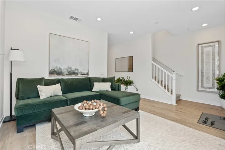 27136 Observation Court, Valencia, California 91381