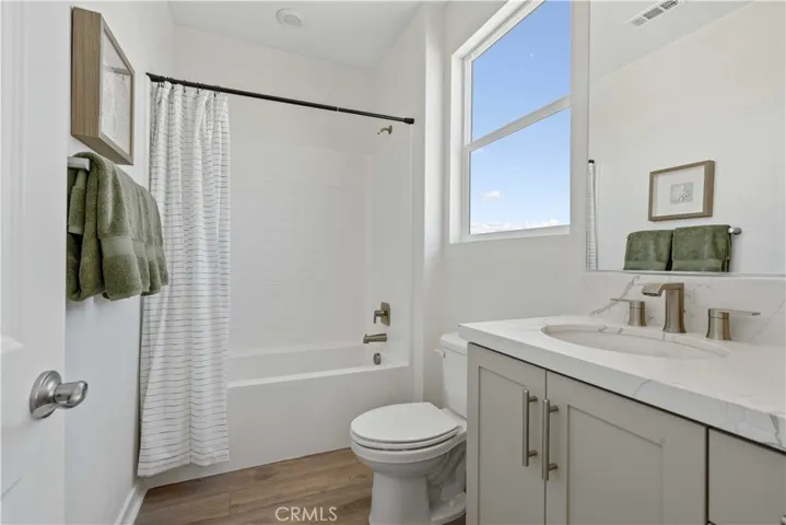 27136 Observation Court, Valencia, California 91381