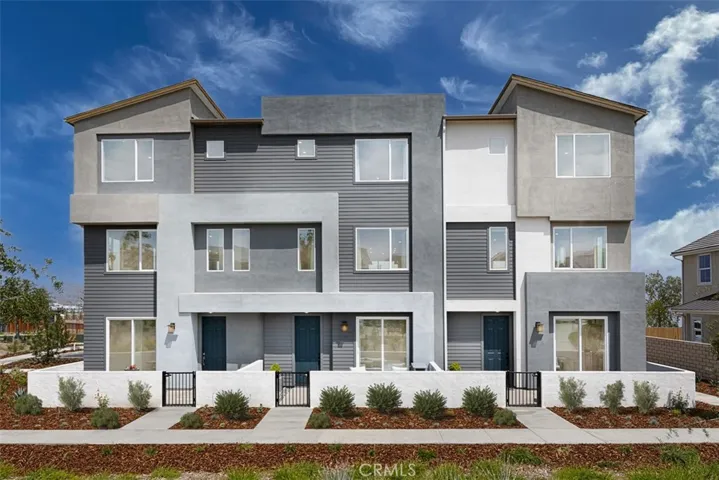 27136 Observation Court, Valencia, California 91381