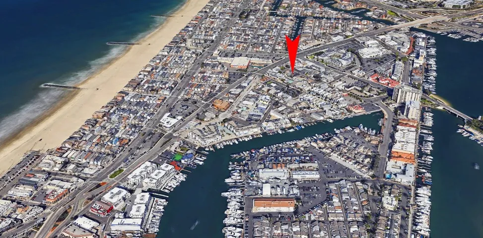 414 31st Street Unit C, Newport Beach, California 92663