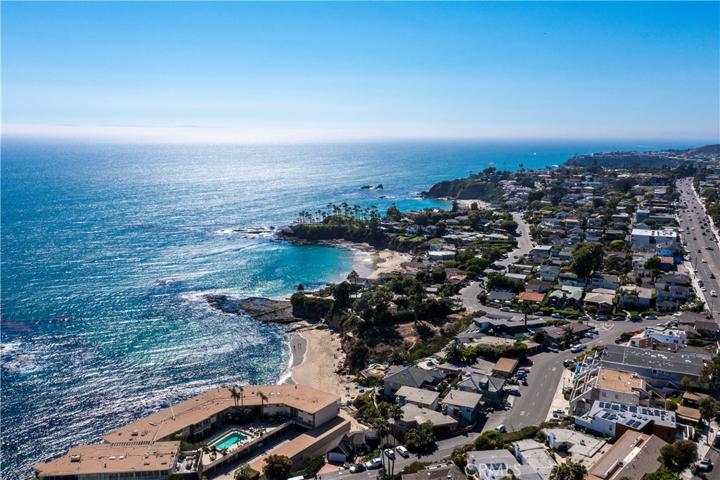 690 Cliff Drive Unit R1, Laguna Beach, California 92651