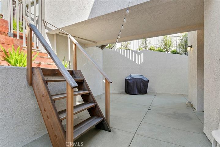 690 Cliff Drive Unit R1, Laguna Beach, California 92651