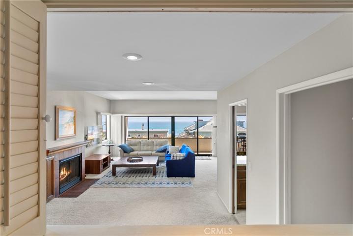 690 Cliff Drive Unit R1, Laguna Beach, California 92651