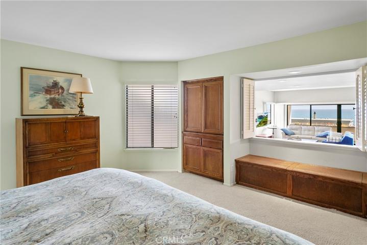 690 Cliff Drive Unit R1, Laguna Beach, California 92651