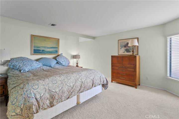 690 Cliff Drive Unit R1, Laguna Beach, California 92651