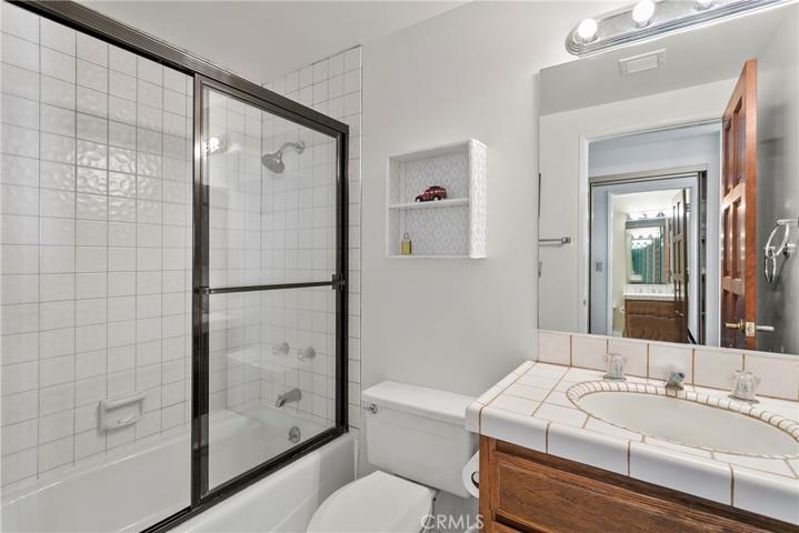 690 Cliff Drive Unit R1, Laguna Beach, California 92651