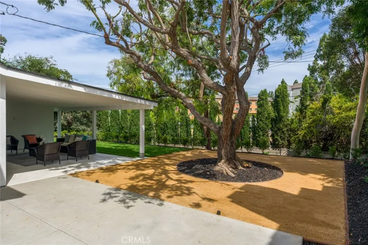 1621 Indus Street, Newport Beach, California 92660