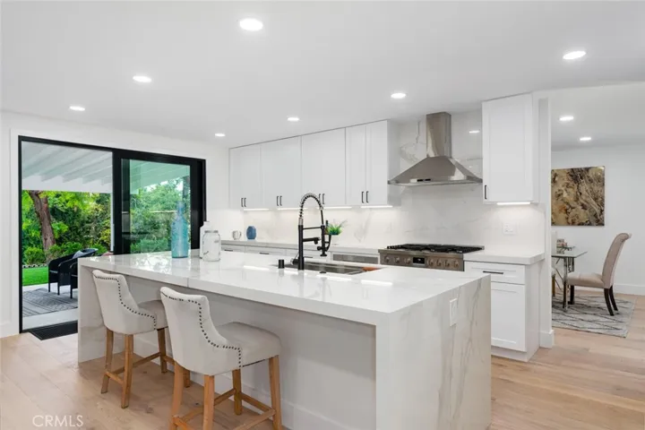 1621 Indus Street, Newport Beach, California 92660