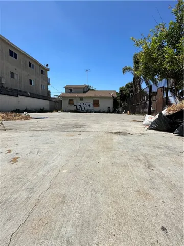 310 W 82nd Street, Los Angeles, California 90003