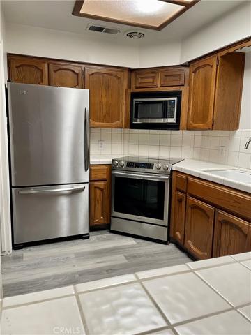 1010 S Clovis Avenue Unit 103, Fresno, California 93727