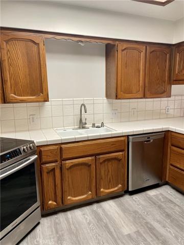 1010 S Clovis Avenue Unit 103, Fresno, California 93727
