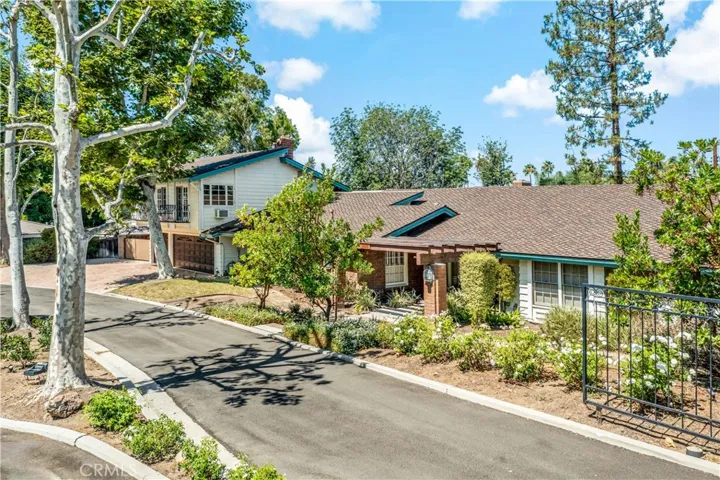 1612 S.E. Skyline Drive, Santa Ana, California 92705