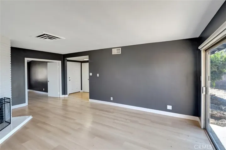 581 E Cornell Drive, Rialto, California 92376