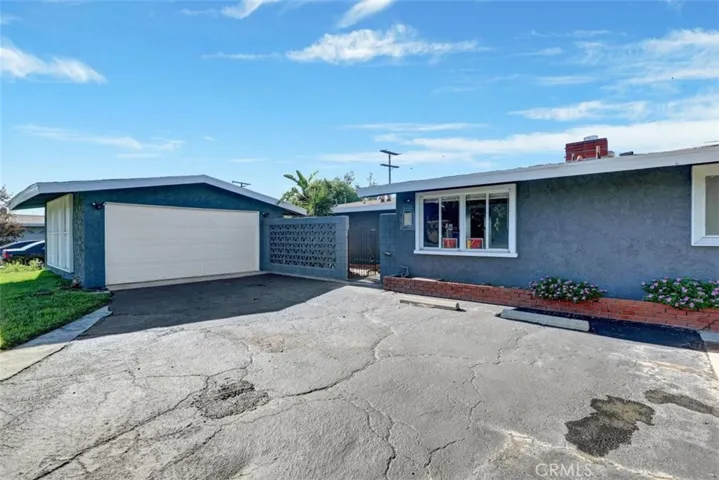 581 E Cornell Drive, Rialto, California 92376