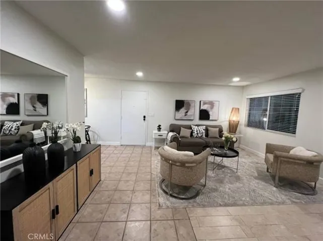 432 Hamilton Street, Costa Mesa, California 92627