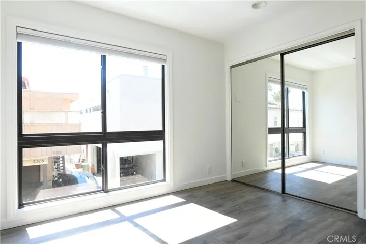 2516 Ocean Drive, Manhattan Beach, California 90266